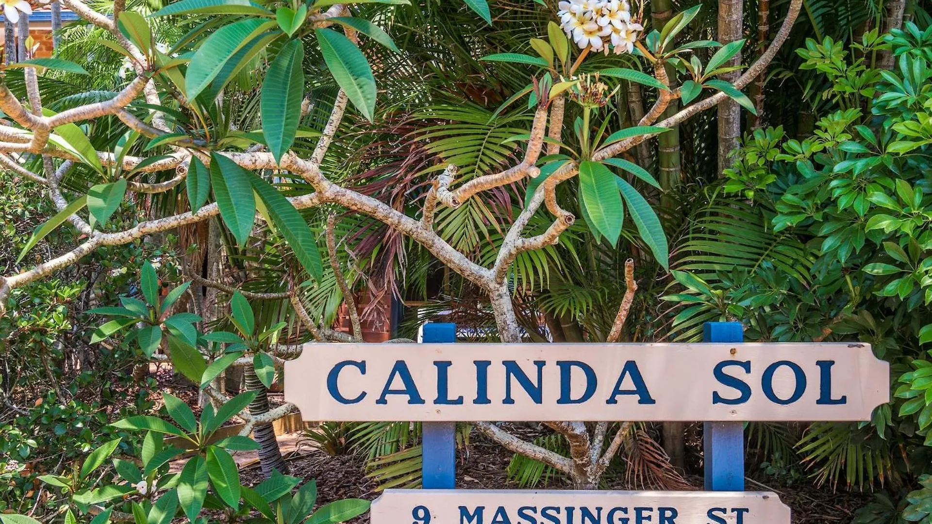 Calinda Sol 11 Villa Byron Bay